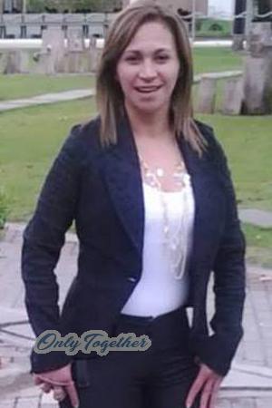 152514 - Claudia Age: 48 - Colombia