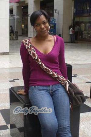 157150 - Maria Claudia Age: 47 - Colombia