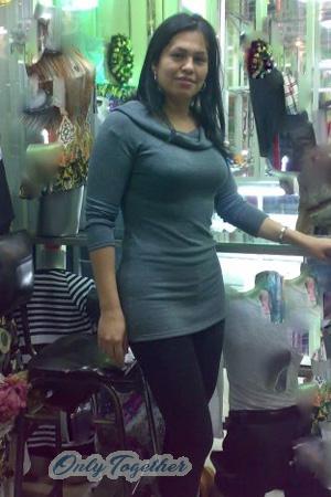 157703 - Andrea Age: 49 - Colombia
