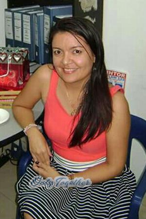 170501 - Veronica Age: 47 - Colombia