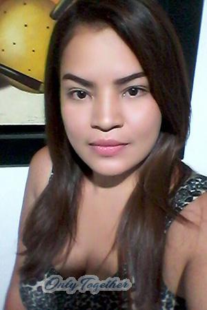 172025 - Carmela Age: 42 - Colombia