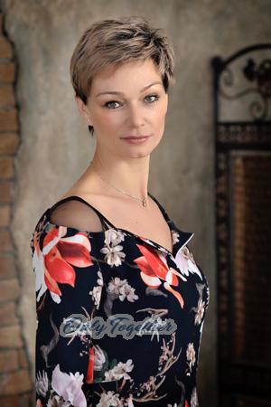 176171 - Yulia Age: 50 - Ukraine