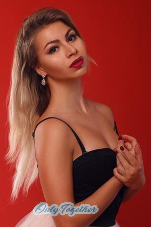 176465 - Anna Age: 28 - Russia