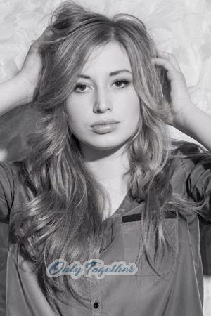 176614 - Irina Age: 28 - Ukraine