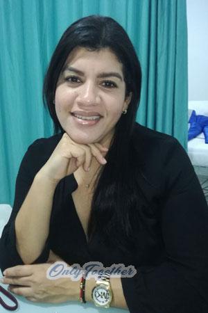 177451 - Yerlindis Age: 41 - Colombia