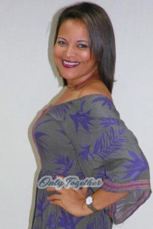 181827 - Aracely Age: 44 - Costa Rica