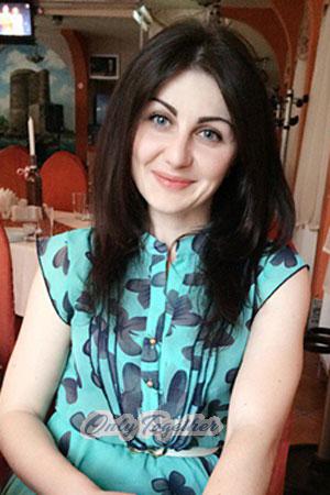 182301 - Svetlana Age: 38 - Ukraine