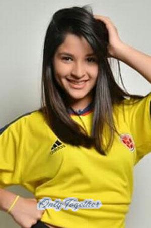 182523 - Fernanda Age: 26 - Venezuela