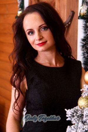 185678 - Kseniya Age: 37 - Russia