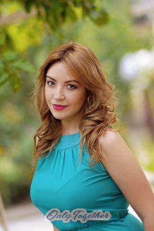 193913 - Daria Age: 38 - Ukraine
