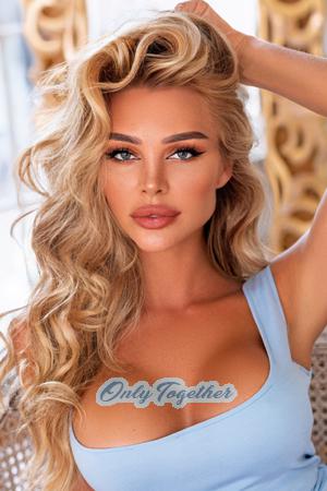 194409 - Angelika Age: 31 - Russia