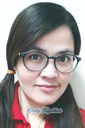 197772 - Yaowarak (Pui) Age: 43 - Thailand