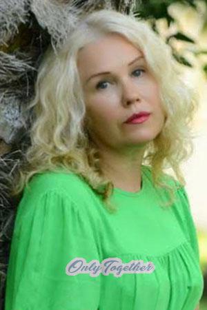 200007 - Elena Age: 57 - Ukraine