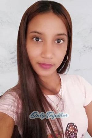 200979 - Dayanna Age: 25 - Colombia