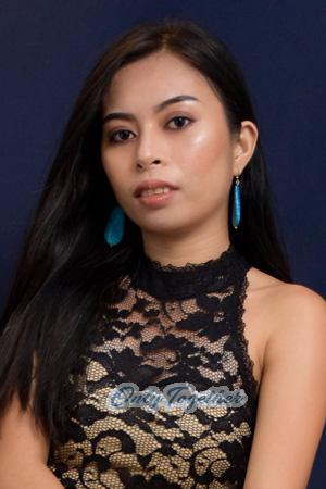 202795 - Lezel Age: 25 - Philippines
