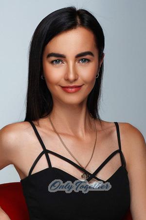 203473 - Oksana Age: 32 - Ukraine