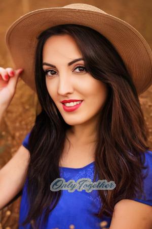203996 - Irina Age: 34 - Ukraine