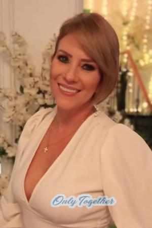 204174 - Alina Age: 54 - Colombia