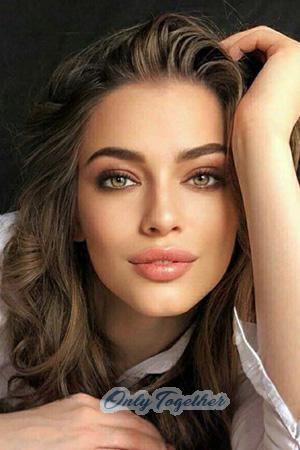 204851 - Angelina Age: 31 - Russia