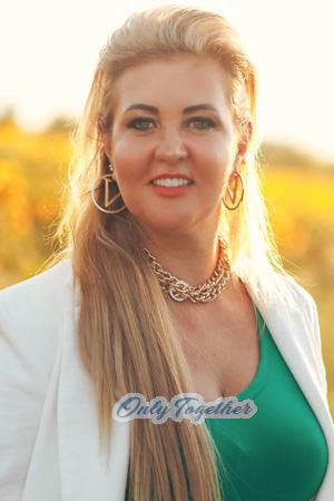 205570 - Elena Age: 44 - Ukraine