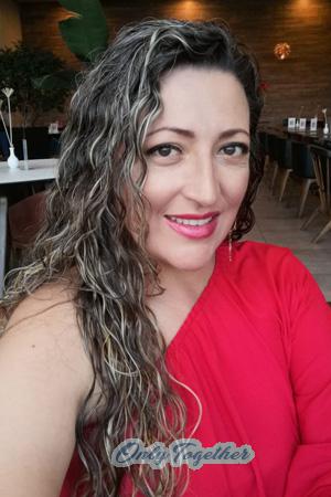 205749 - Yasmin Aleyda Age: 40 - Colombia