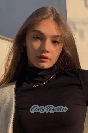 205821 - Ekaterina Age: 20 - Russia
