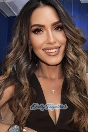 205889 - Elena Age: 41 - Russia