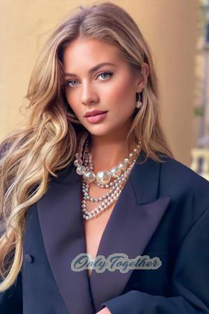 206392 - Valentina Age: 27 - United Arab Emirates