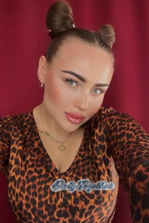 206483 - Larisa Age: 24 - Ukraine