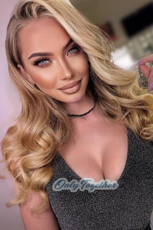 207090 - Anastasia Age: 28 - Ukraine