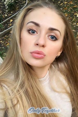 208586 - Svetlana Age: 30 - Russia