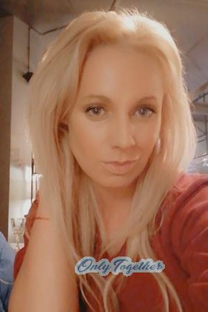 210764 - Ksenia Age: 38 - Russia