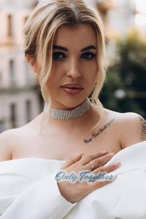 210876 - Anastasia Age: 28 - Ukraine