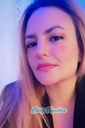 211365 - Paola Age: 43 - Colombia