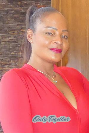 211374 - Novelia Age: 42 - Colombia