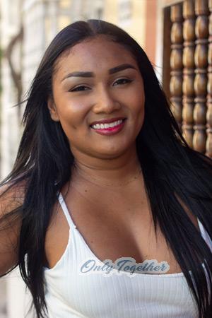 212474 - Julieth Age: 25 - Colombia