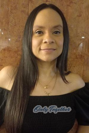 213758 - Paola Alexandra Age: 44 - Colombia