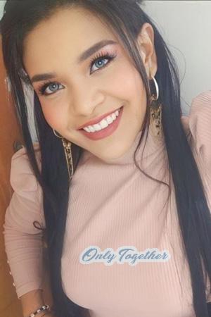 215103 - Anyalith Age: 27 - Colombia