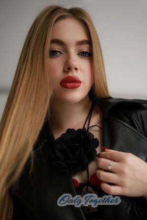 218232 - Yelyzaveta Age: 18 - Ukraine