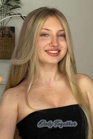 220892 - Olena Age: 22 - Ukraine