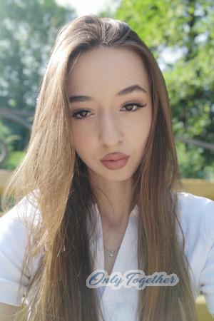 221887 - Daria Age: 18 - Moldova