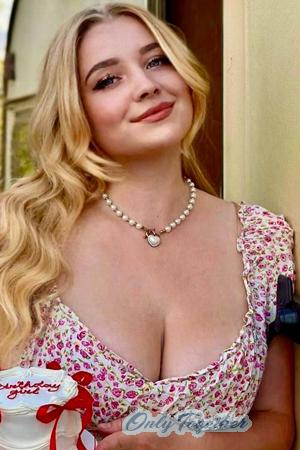 222635 - Alena Age: 27 - Ukraine