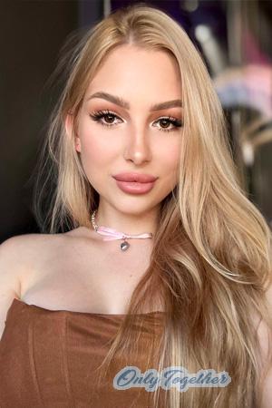 224862 - Karyna Age: 22 - Ukraine