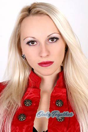 95026 - Elena Age: 26 - Ukraine